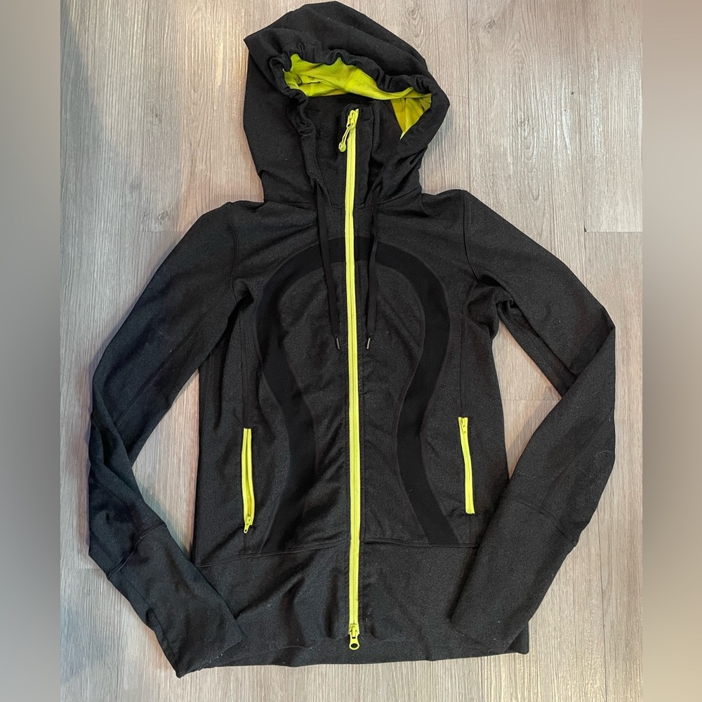 lululemon athletica Black and Yellow Jacket